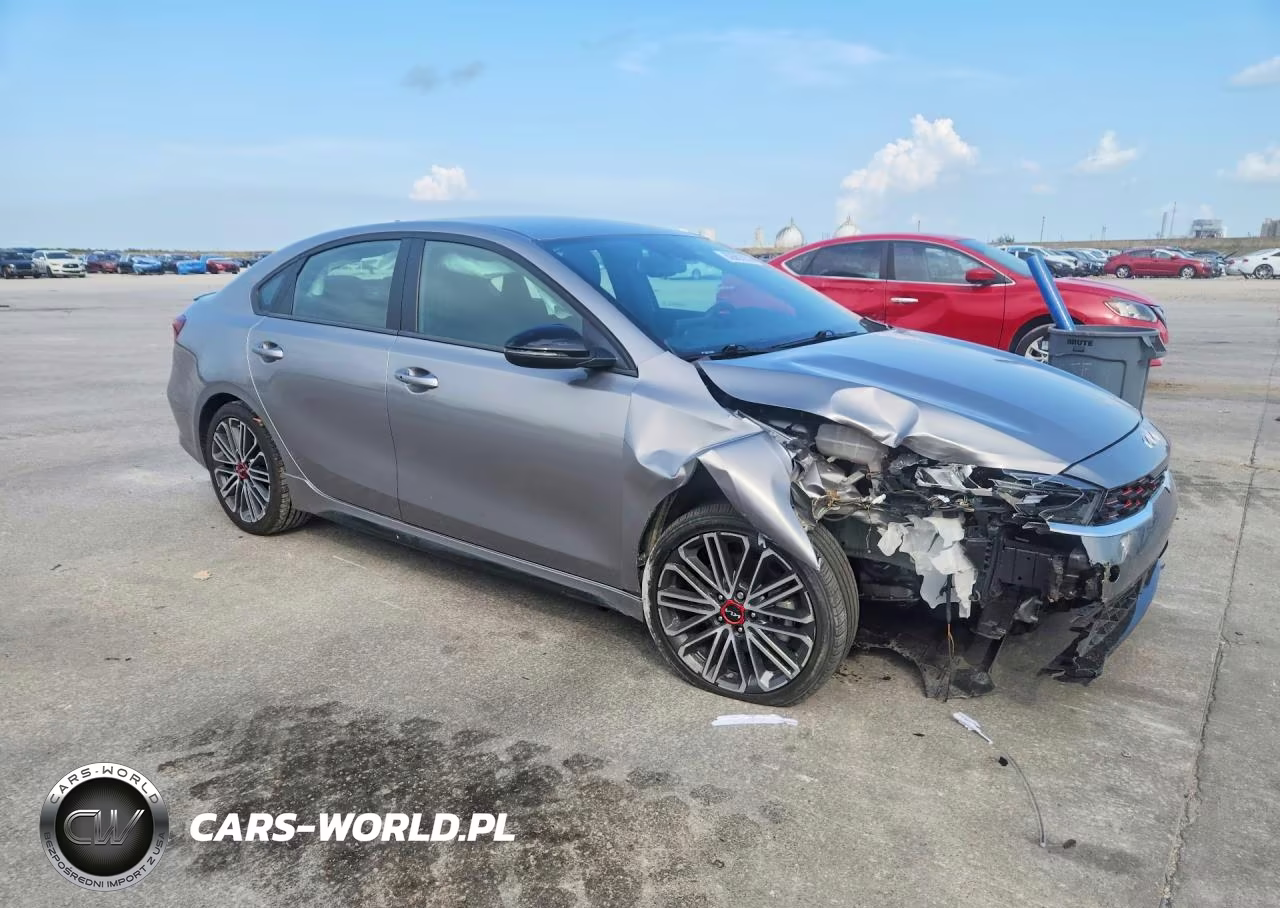 2023 Kia Forte Gt VIN:3KPF44AC3PE545397 - 4