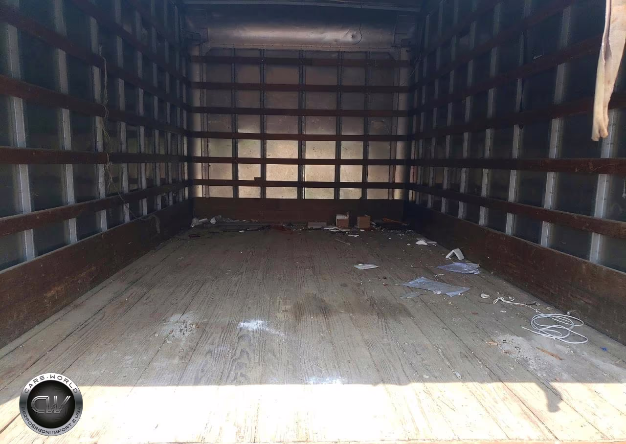 2005 Isuzu Npr Hd Box Truck VIN:JALB4B16357002723 - 10