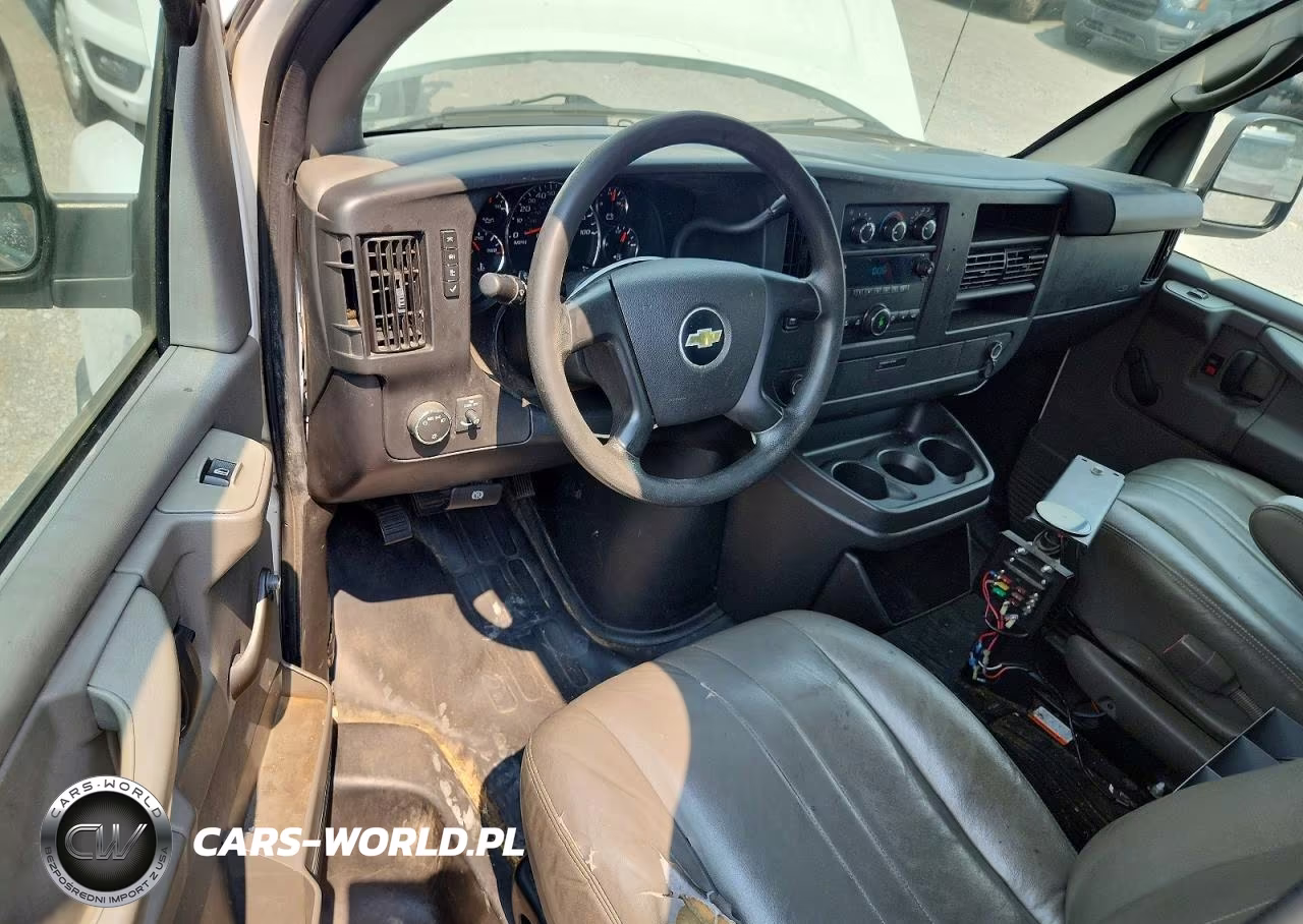 2014 Chevrolet Express G1500 VIN:1GCSGAFX4E1153853 - 8