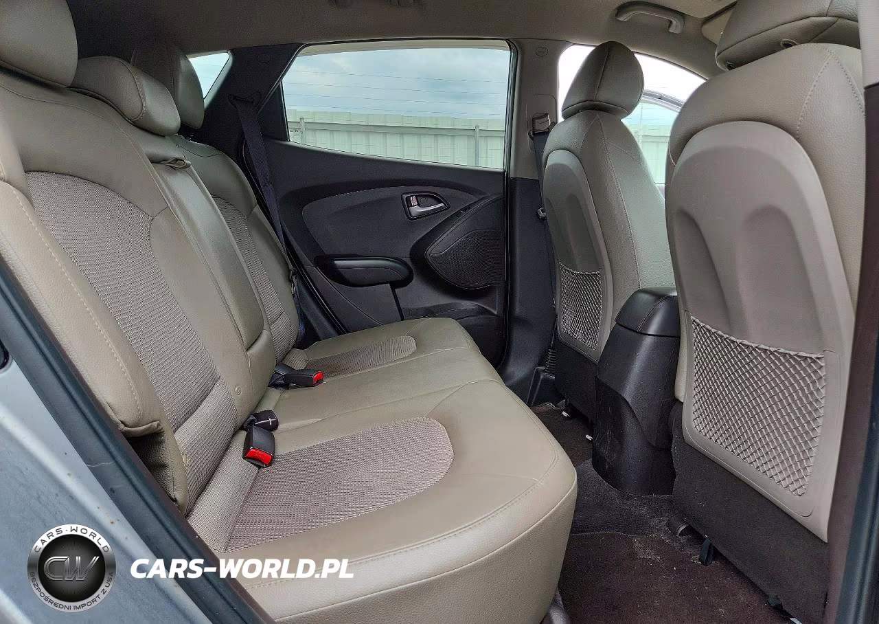 2015 Hyundai Tucson Gls VIN:KM8JT3AF4FU025979 - 11