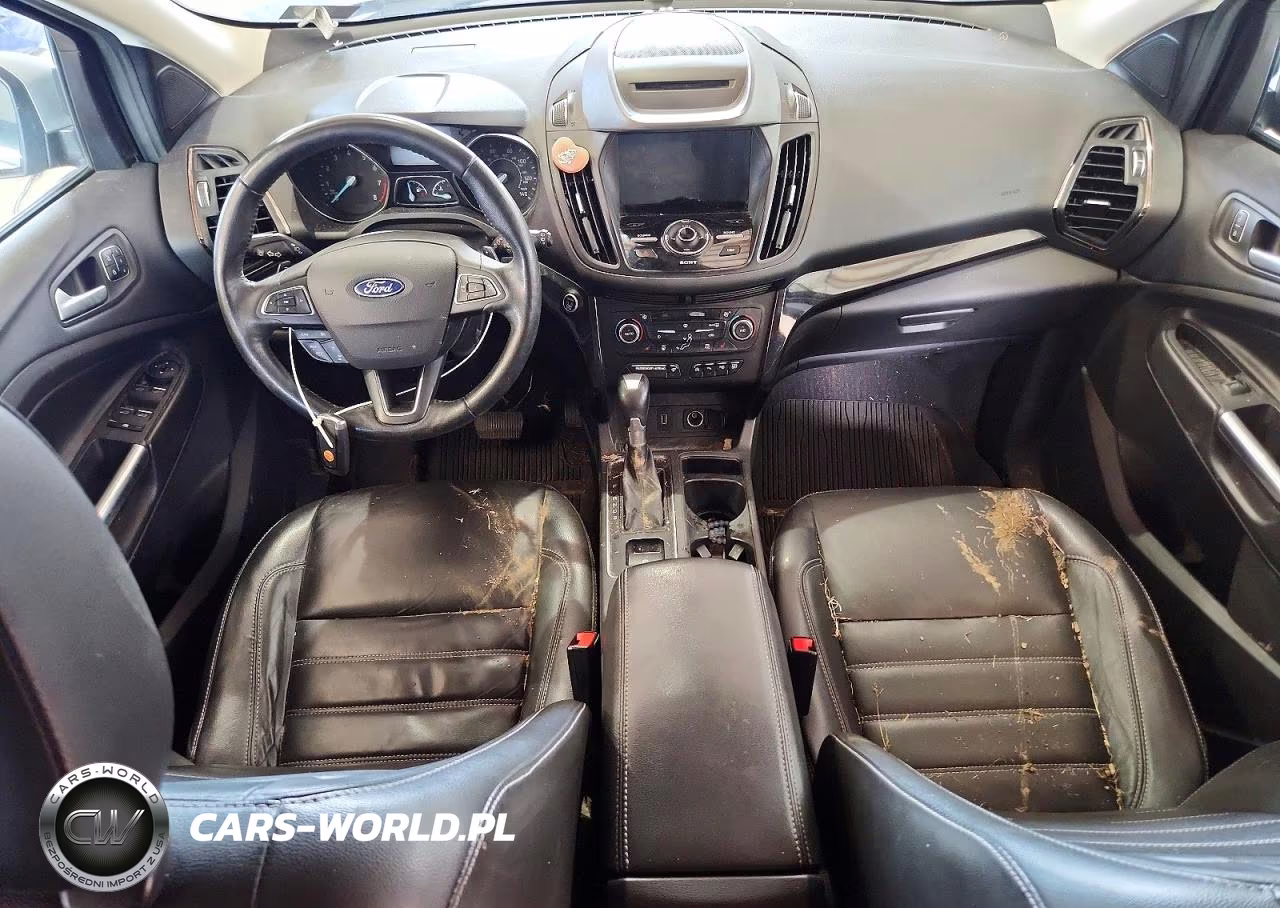 2018 Ford Escape Titanium VIN:1FMCU9J98JUC46562 - 8