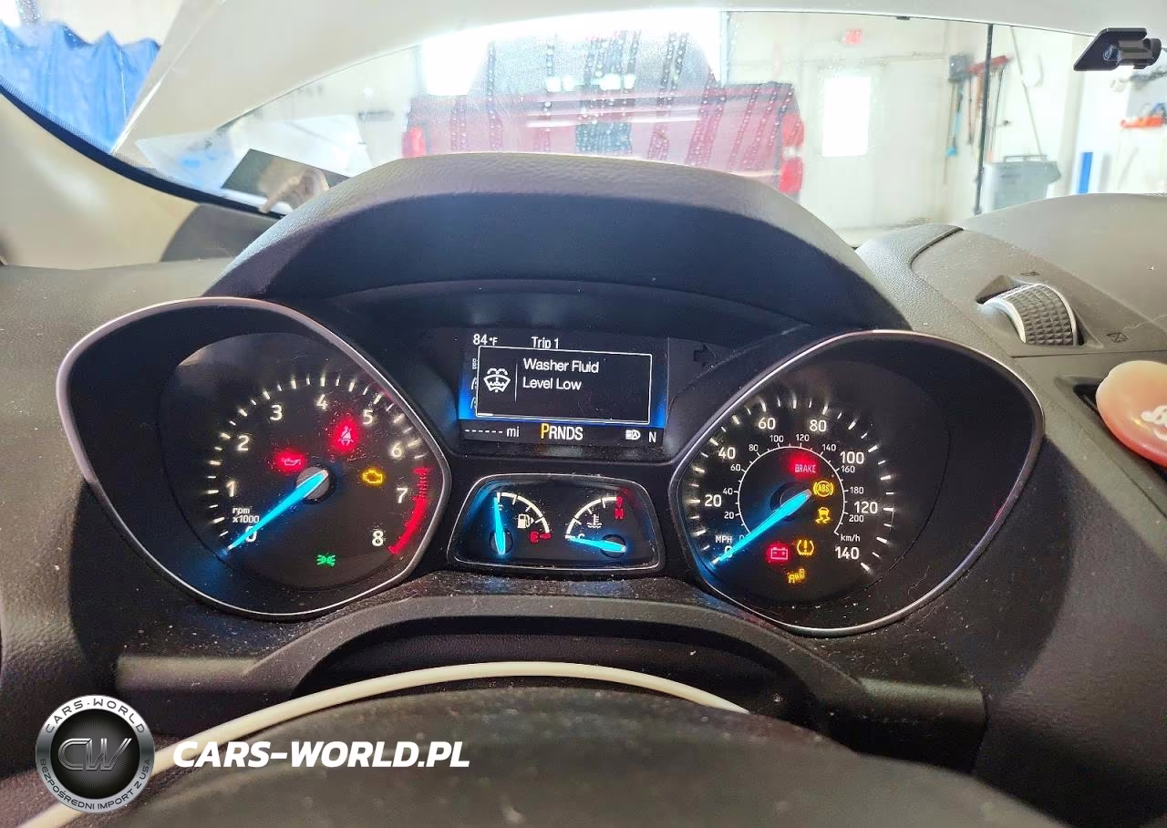2018 Ford Escape Titanium VIN:1FMCU9J98JUC46562 - 9