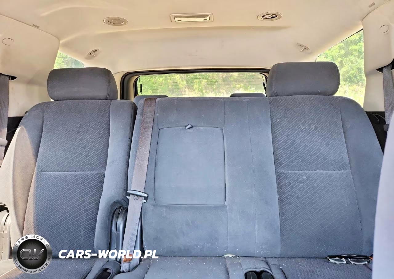 2008 Chevrolet Tahoe K1500 VIN:1GNFK13018J146359 - 10