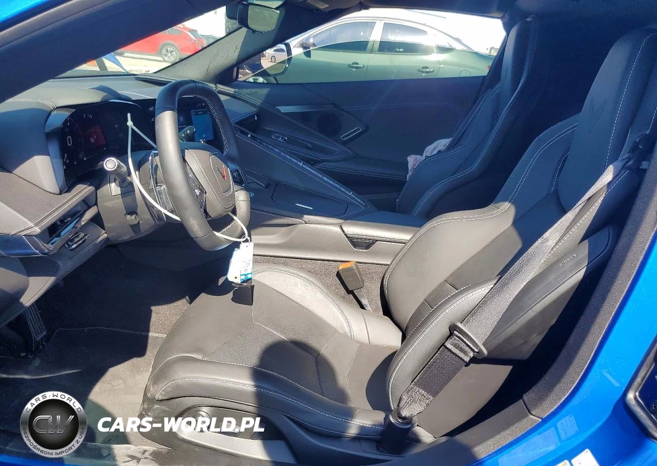 2025 Chevrolet Corvette Stingray 2Lt VIN:1G1YB2D45S5111616 - 10
