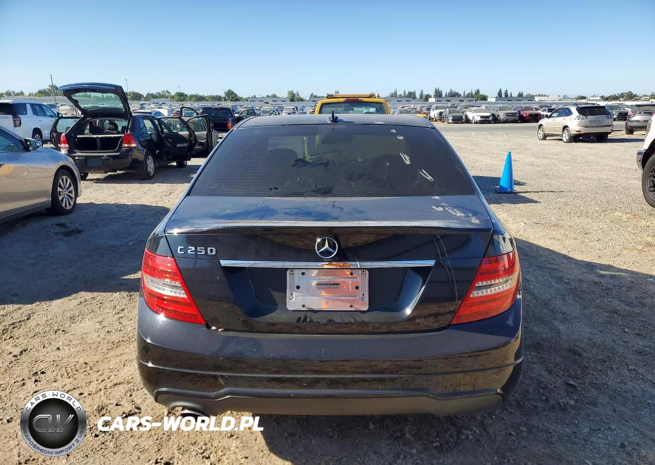 2013 Mercedes-Benz C 250 VIN:WDDGF4HB2DA872826 - 6