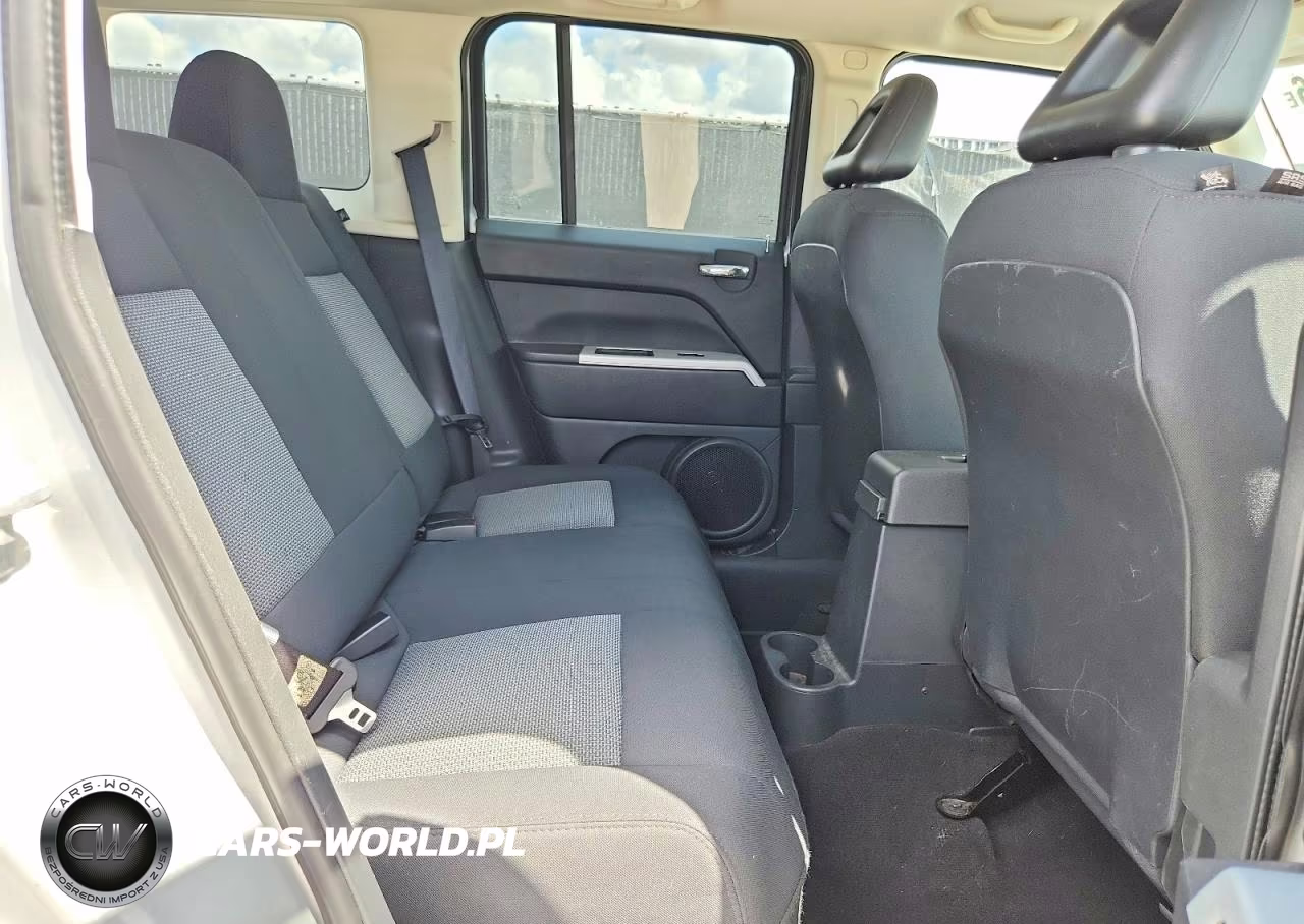 2008 Jeep Patriot Sport VIN:1J8FF28W68D537286 - 11