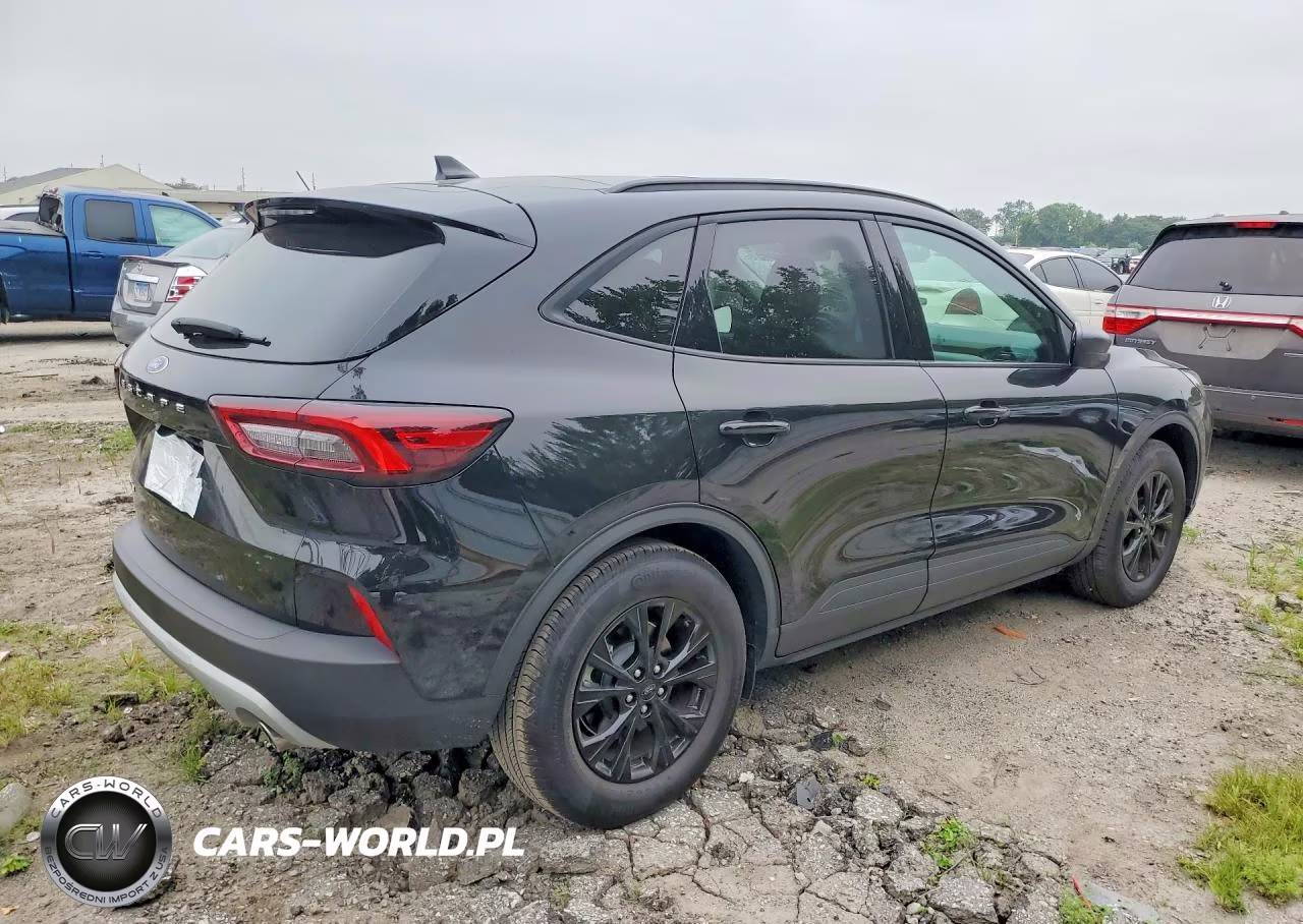 2025 Ford Escape Active VIN:1FMCU0GNXSUA67246 - 3