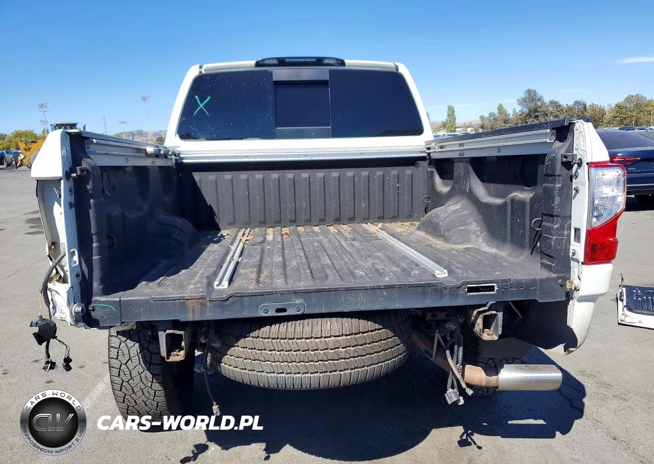 2017 Nissan Titan VIN:1N6AA1E56HN539553 - 6