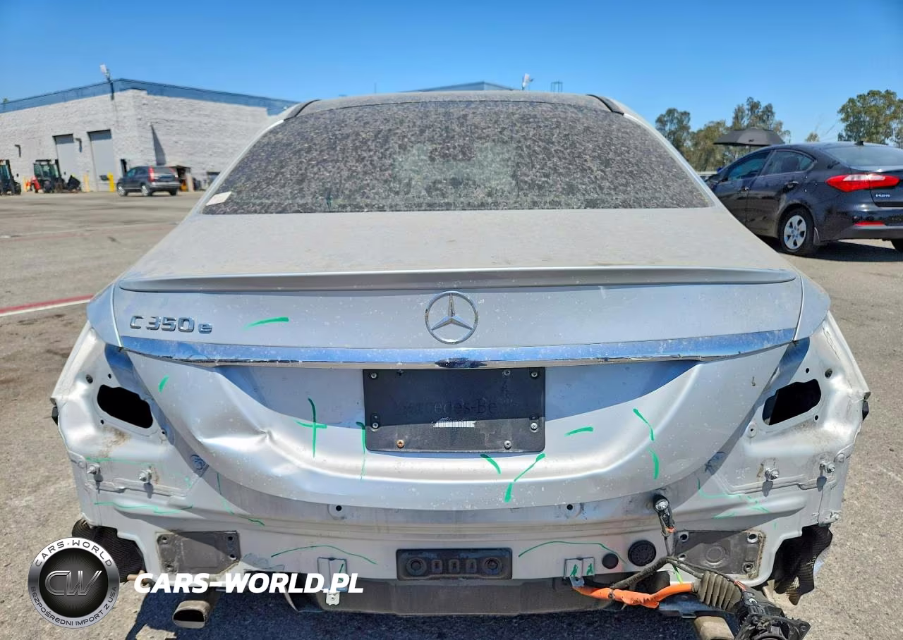 2016 Mercedes-Benz C 350E VIN:55SWF4HB3GU153276 - 6