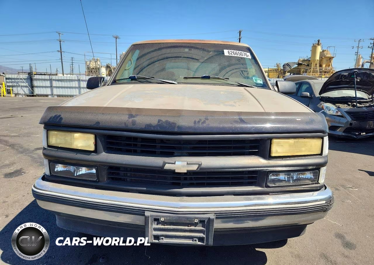 1995 Chevrolet Tahoe C1500 VIN:1GNEC13K9SJ378838 - 5