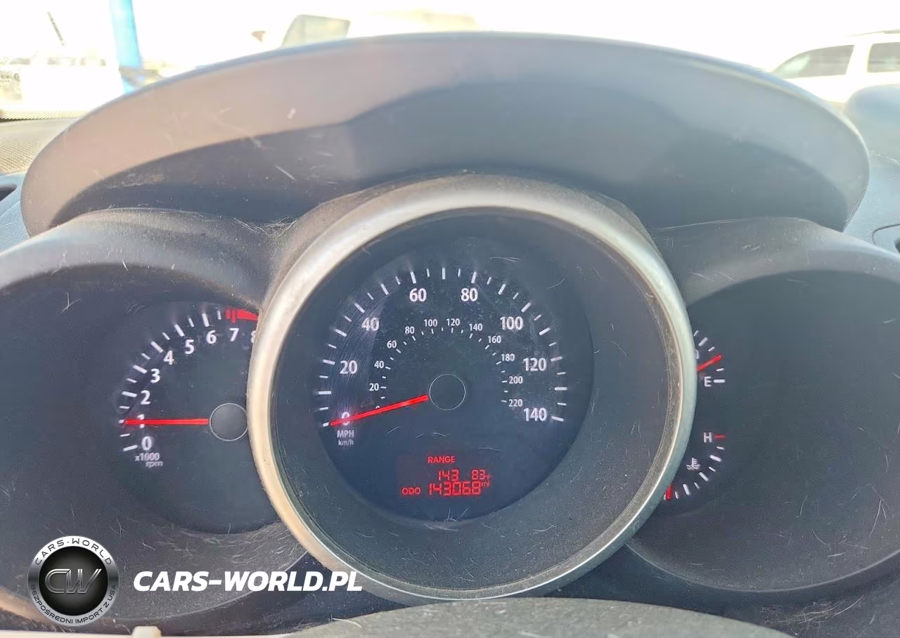 2013 Kia Soul + VIN:KNDJT2A69D7558162 - 9