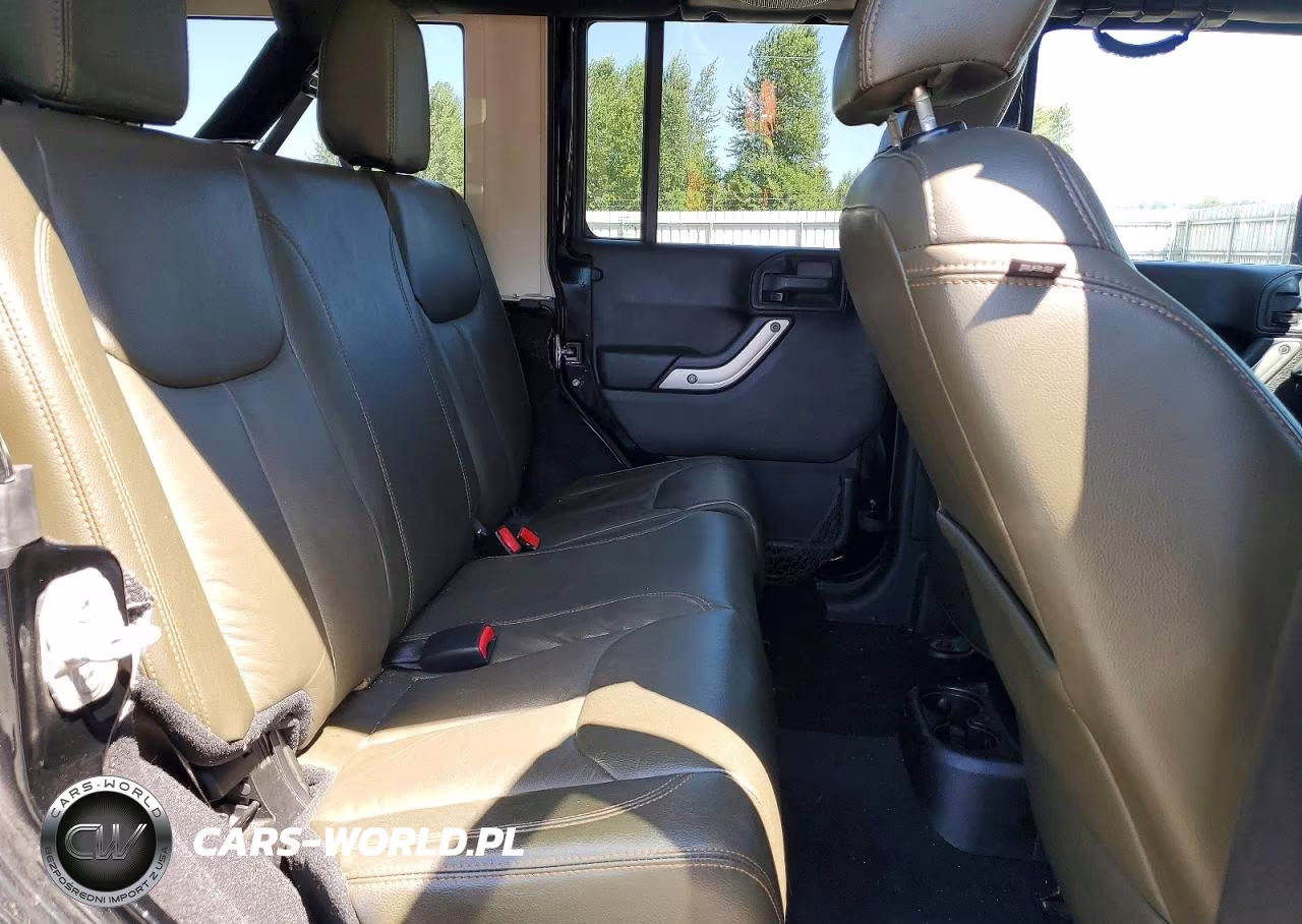 2013 Jeep Wrangler Unlimited Sahara VIN:1C4HJWEG5DL685030 - 11