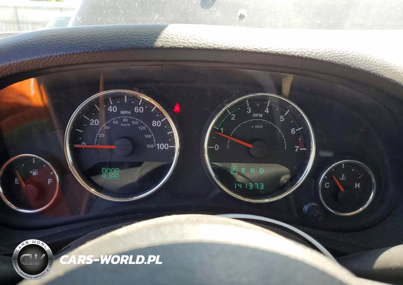 2013 Jeep Wrangler Unlimited Sahara VIN:1C4HJWEG5DL685030 - 9