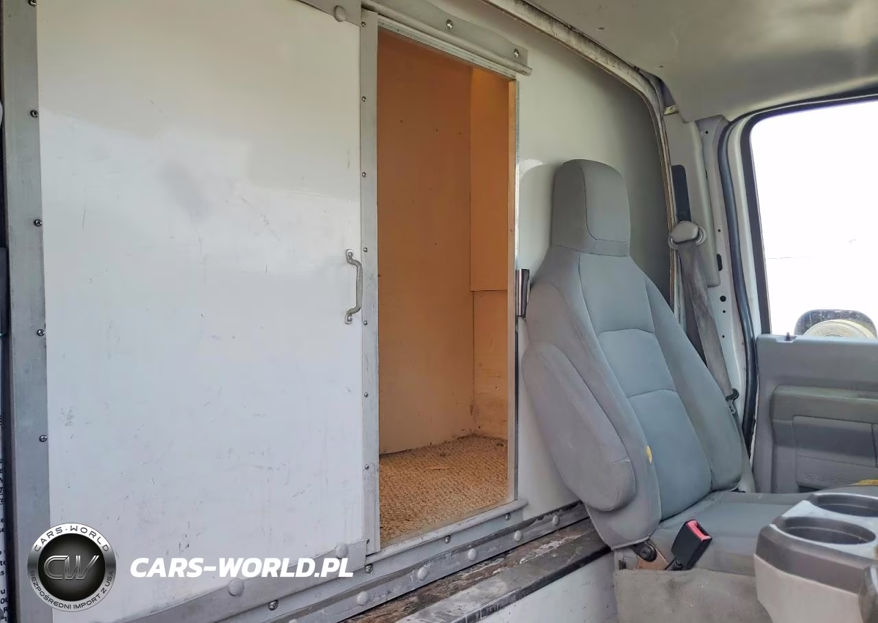 2011 Ford E350 Box Truck VIN:1FDWE3FLXBDA91350 - 11