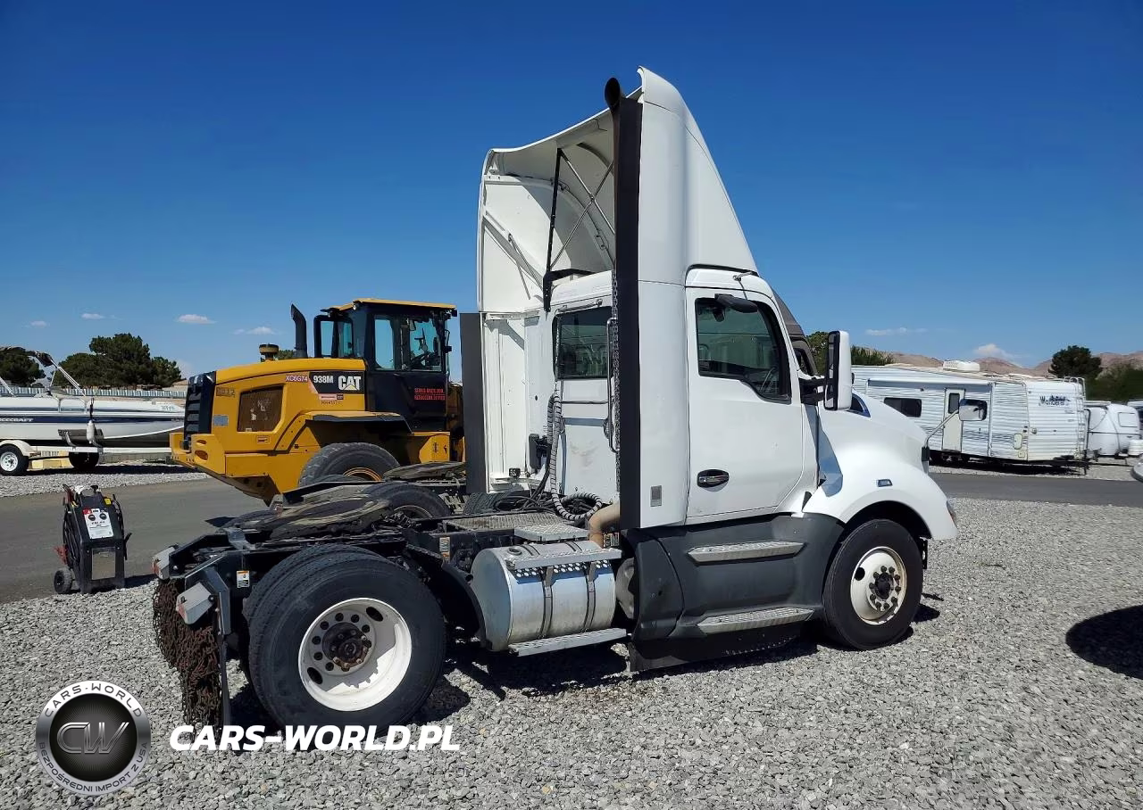 2020 Kenworth T680 Semi Truck VIN:1XKYA48X6LJ393207 - 3