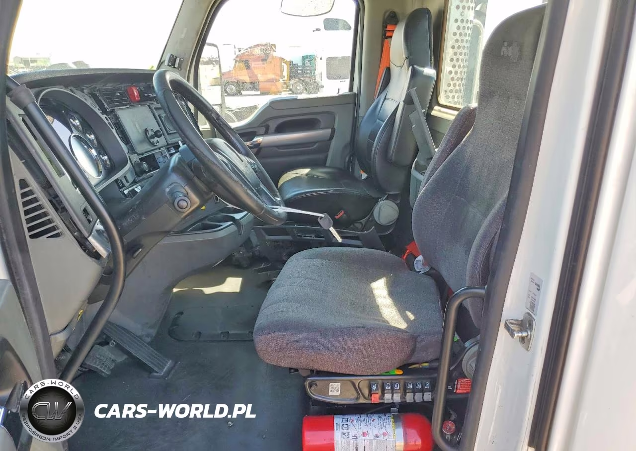 2020 Kenworth T680 Semi Truck VIN:1XKYA48X6LJ393207 - 7