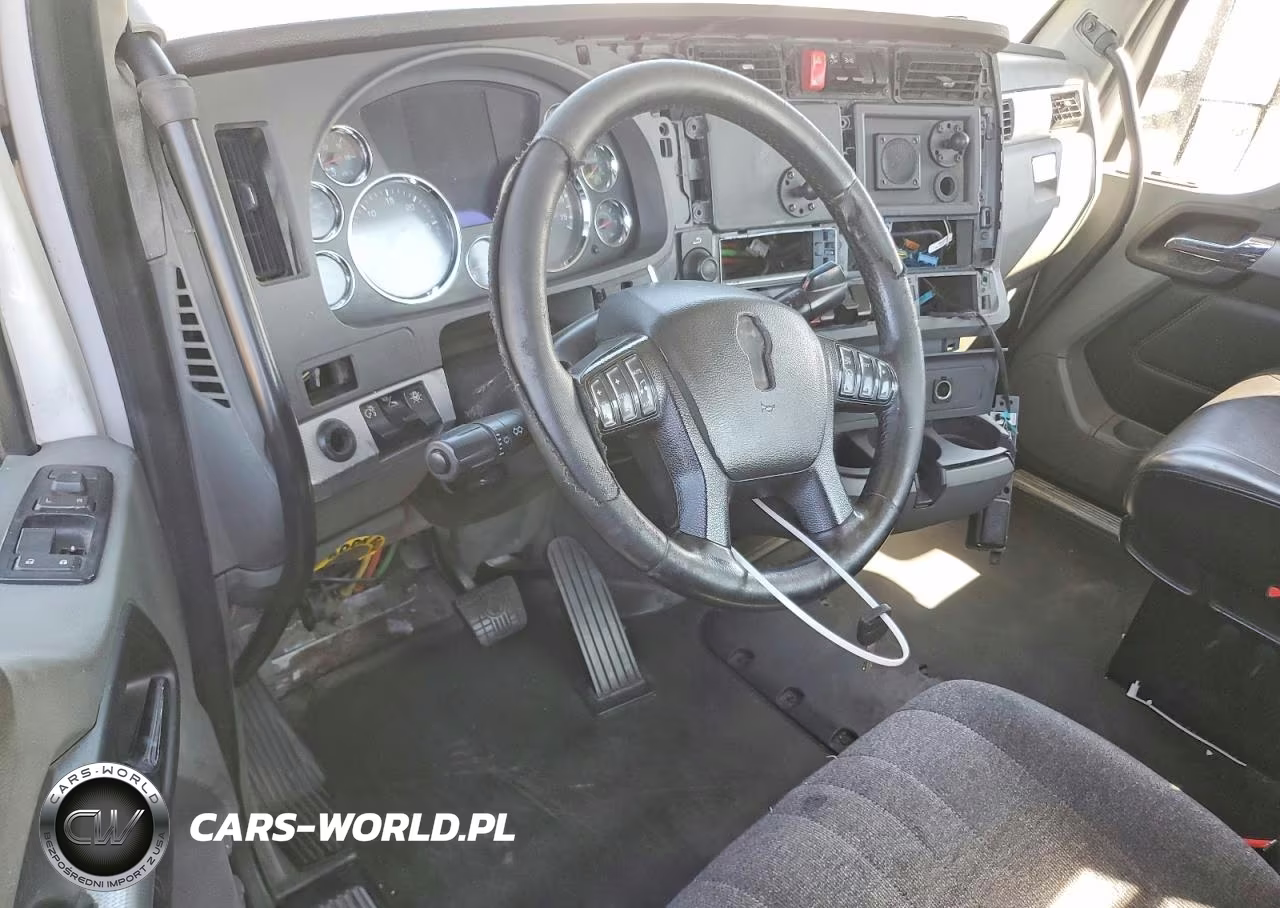 2020 Kenworth T680 Semi Truck VIN:1XKYA48X6LJ393207 - 8