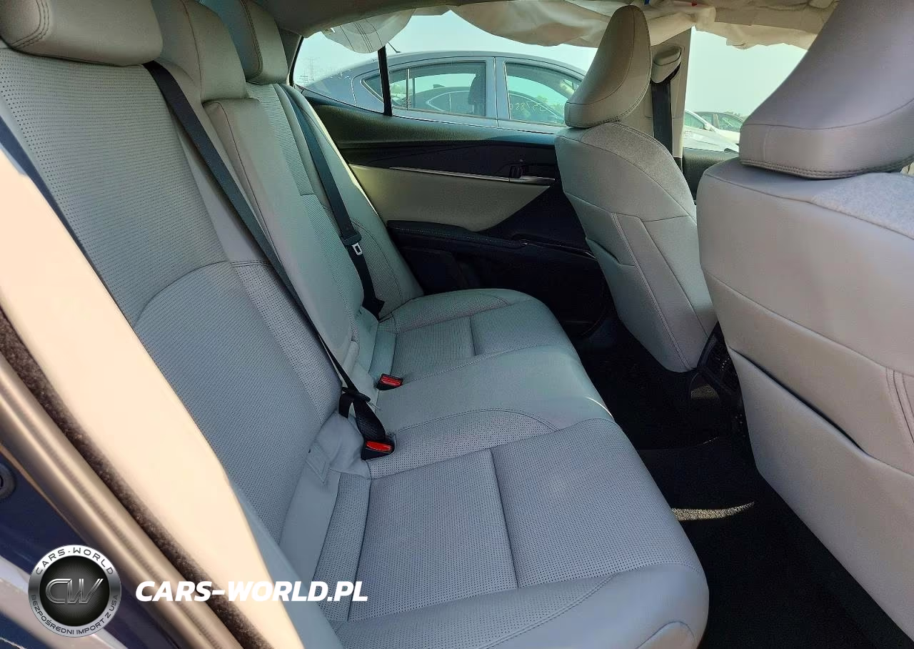 2025 Toyota Camry Xle VIN:4T1DAACK7SU155928 - 10