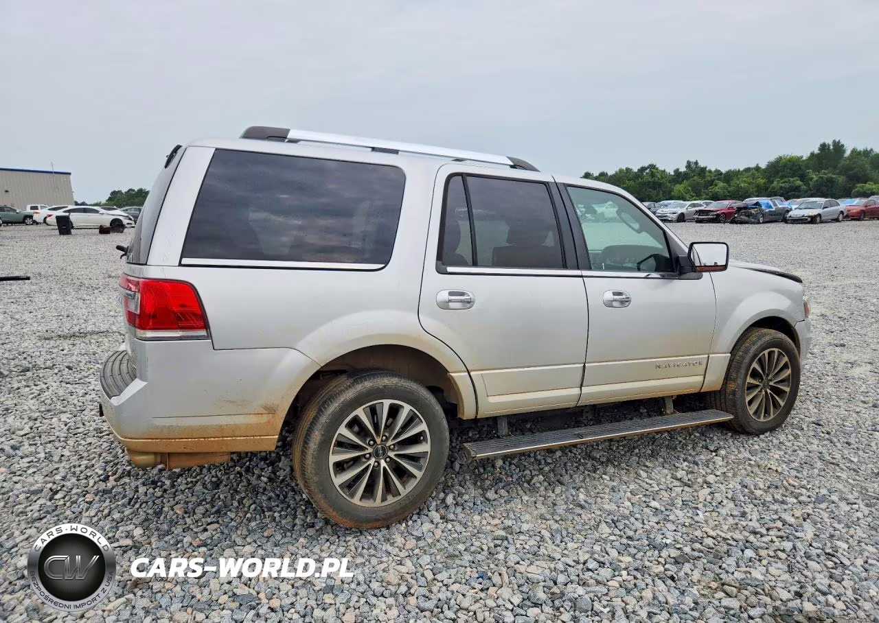 2016 Lincoln Navigator Select VIN:5LMJJ2HTXGEL05541 - 3