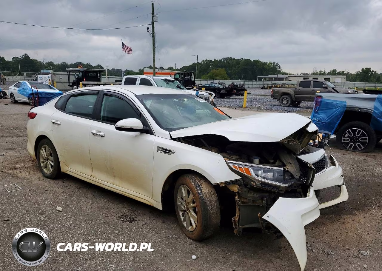 2018 Kia Optima Lx VIN:KNAGT4L34J5216180 - 4