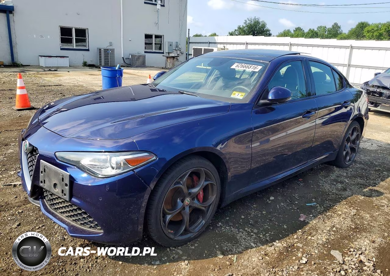 2017 Alfa Romeo Giulia Ti Q4