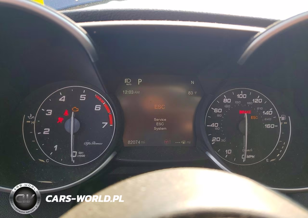 2017 Alfa Romeo Giulia Ti Q4 VIN:ZARFAEEN9H7537791 - 9