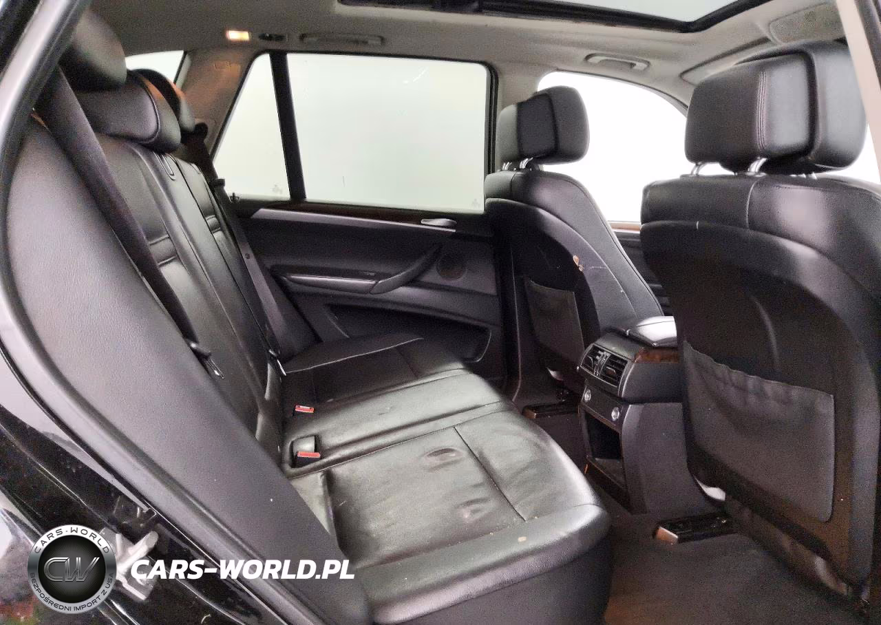 2012 BMW X5 xDrive35I VIN:5UXZV4C55CL765052 - 11