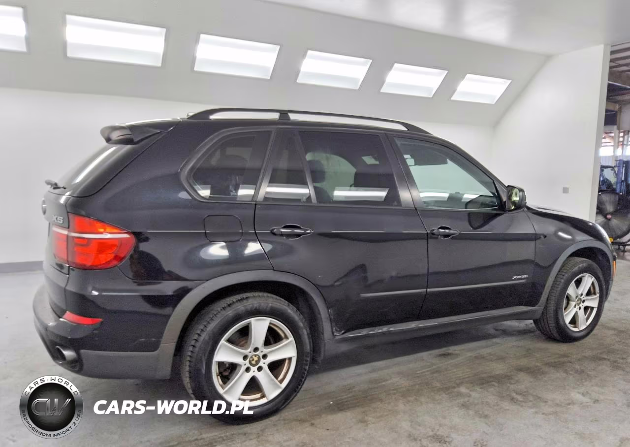 2012 BMW X5 xDrive35I VIN:5UXZV4C55CL765052 - 3