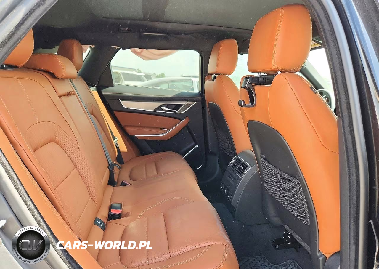 2025 Jaguar F-Pace R-Dynamic S VIN:SADCT2EX4SA748399 - 11