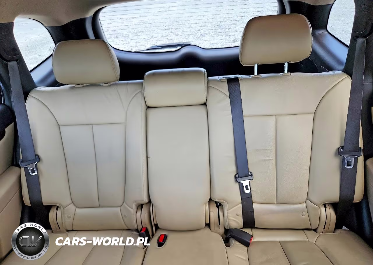2011 Hyundai Santa Fe Limited VIN:5XYZK3AB2BG043903 - 10