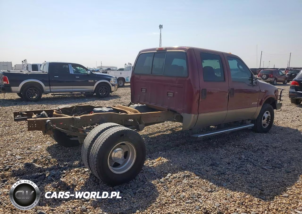 2004 Ford F350 Super Duty VIN:1FTWW33P94EB39099 - 3