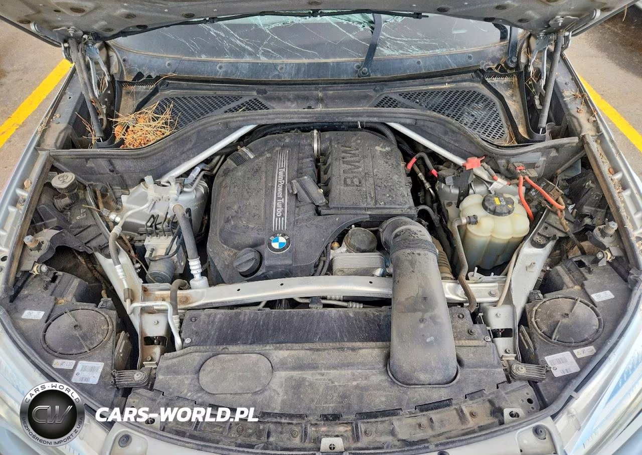2018 BMW X5 xDrive35I VIN:5UXKR0C53J0X88746 - 12