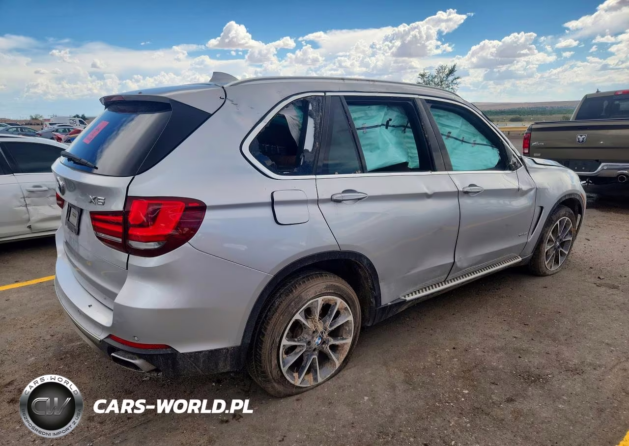 2018 BMW X5 xDrive35I VIN:5UXKR0C53J0X88746 - 3