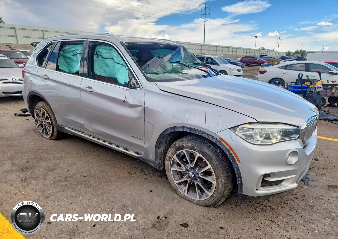 2018 BMW X5 xDrive35I VIN:5UXKR0C53J0X88746 - 4