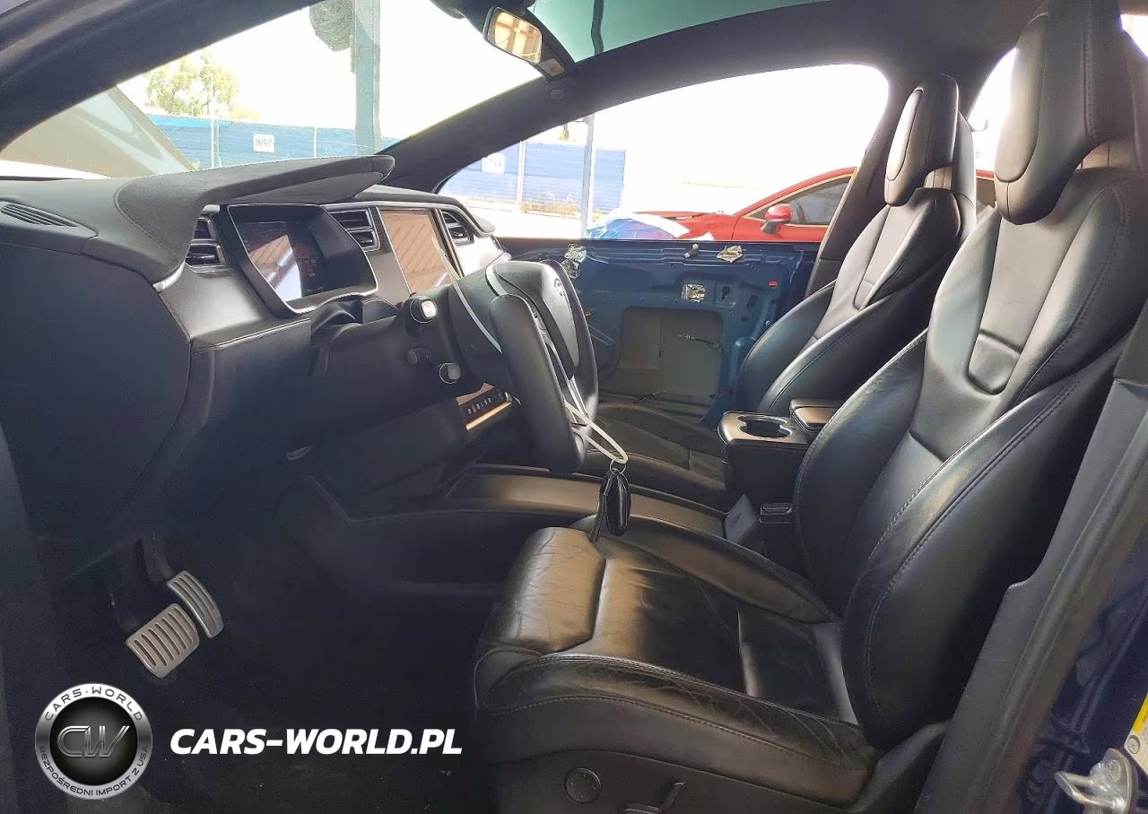 2017 Tesla Model X VIN:5YJXCDE41HF044773 - 7