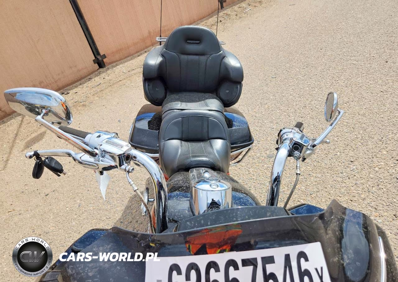 2015 Harley-Davidson Fltruse Cvo Road Glide VIN:1HD1TAN1XFB961493 - 5
