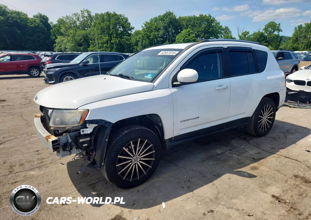 2015 Jeep Compass Latitude – zdjęcie 1 z 14