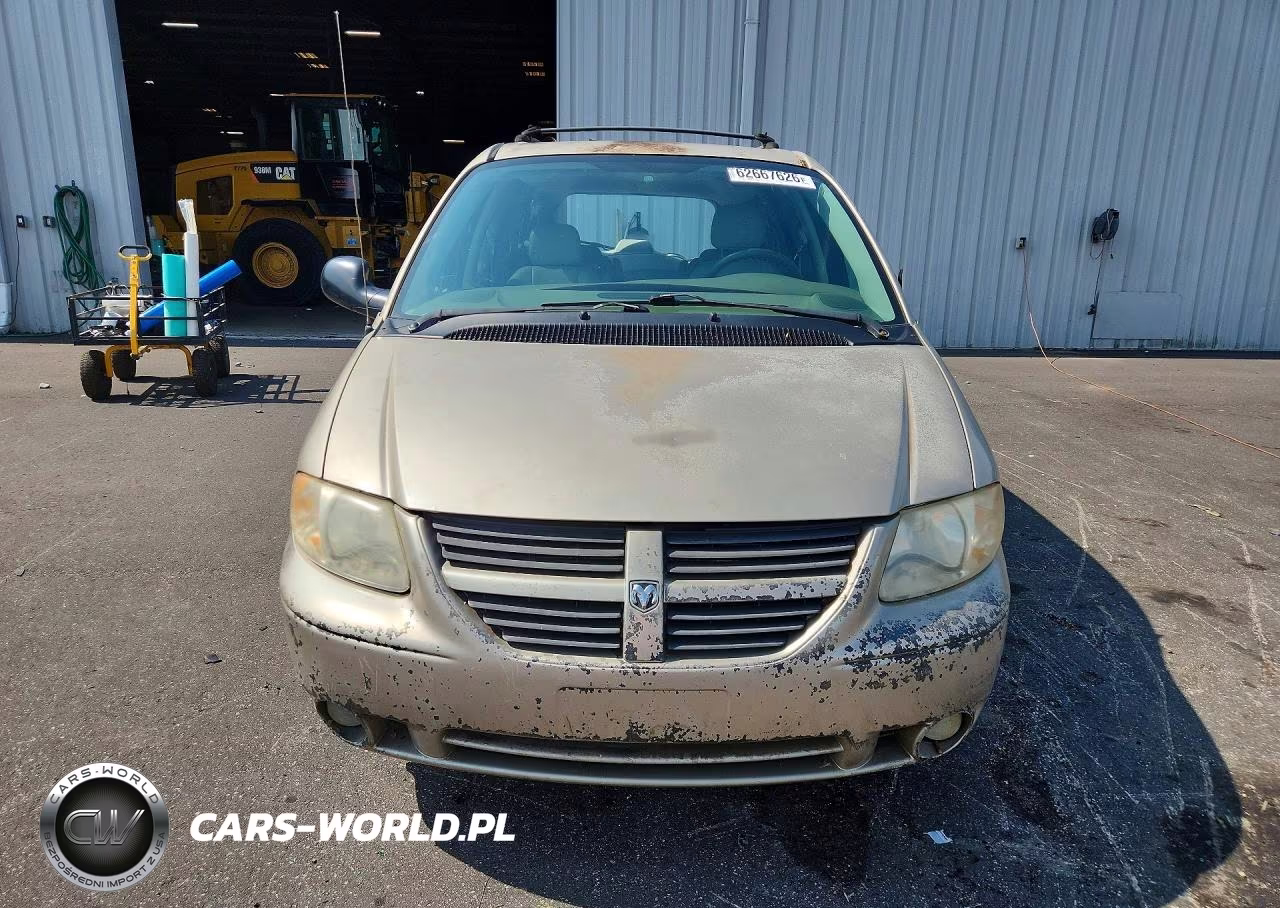 2005 Dodge Grand Caravan Sxt VIN:2D8GP44L25R258797 - 5