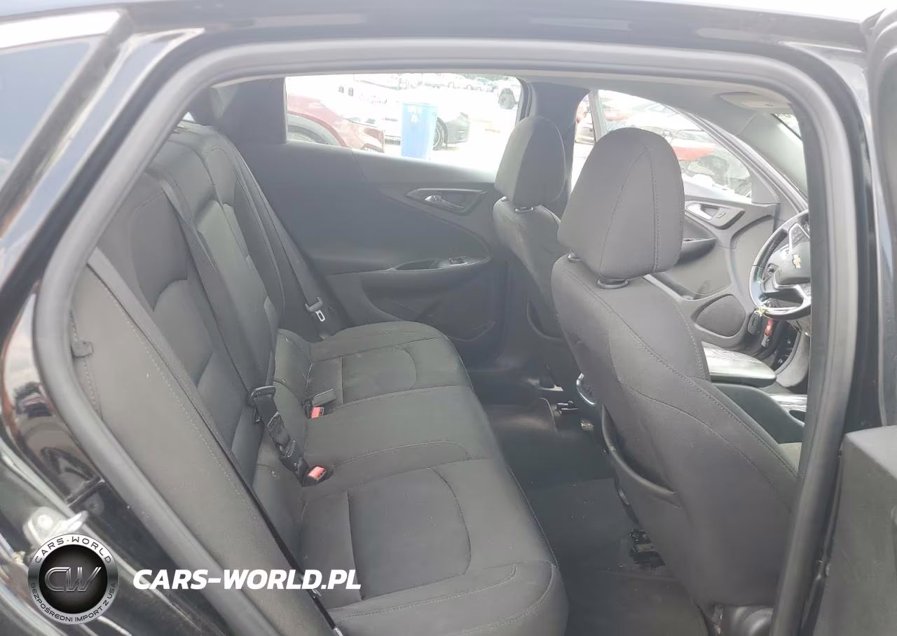 2018 Chevrolet Malibu Lt VIN:1G1ZD5ST8JF228884 - 10
