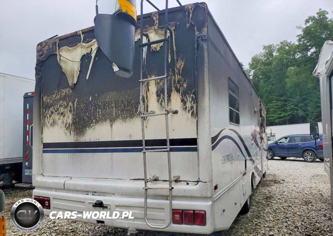 2003 Ford F550 Super Duty Stripped Chassis VIN:1FCNF53S330A02876 - 4