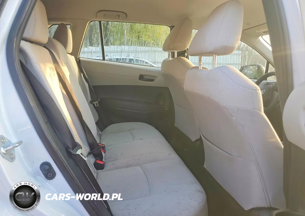 2022 Toyota Corolla Cross L VIN:7MUAAAAG3NV006159 - 11