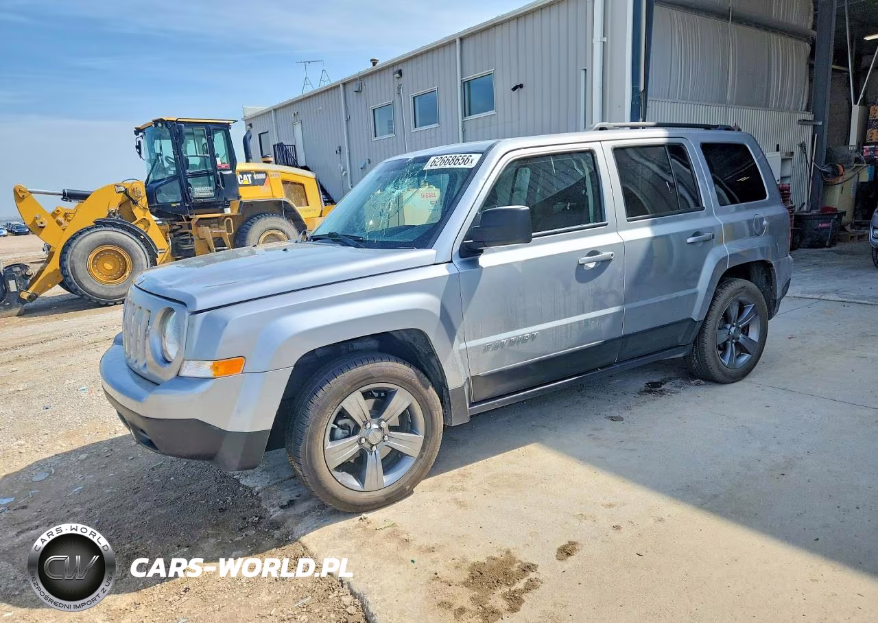 2015 Jeep Patriot Latitude – zdjęcie 1 z 13