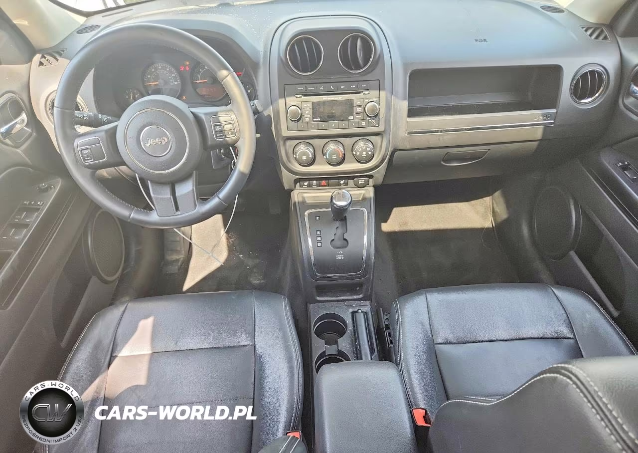 2015 Jeep Patriot Latitude VIN:1C4NJPFA8FD209743 - 8