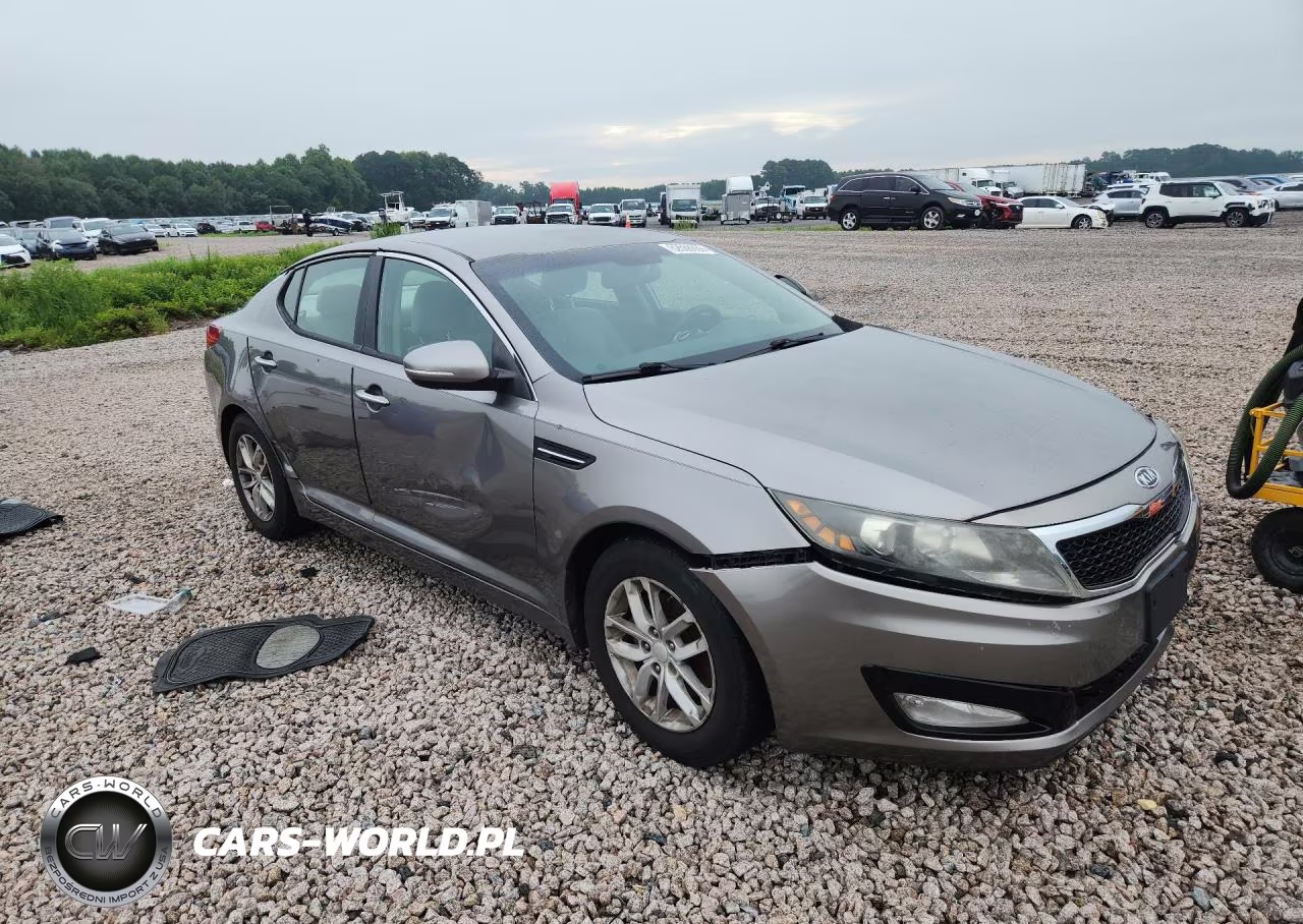 2012 Kia Optima Lx VIN:5XXGM4A76CG045789 - 4