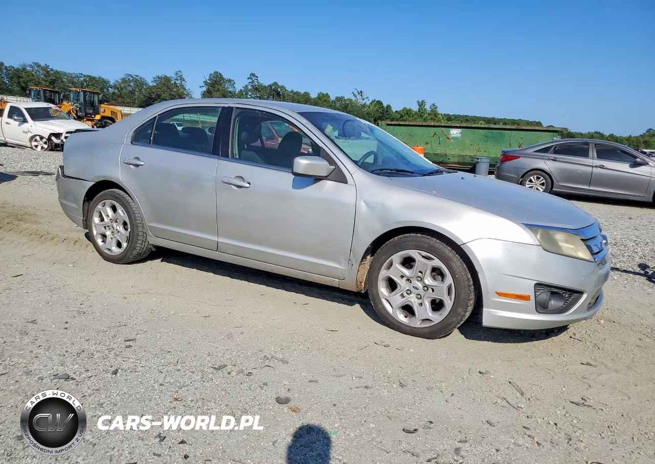 2010 Ford Fusion Se VIN:3FAHP0HAXAR158672 - 4