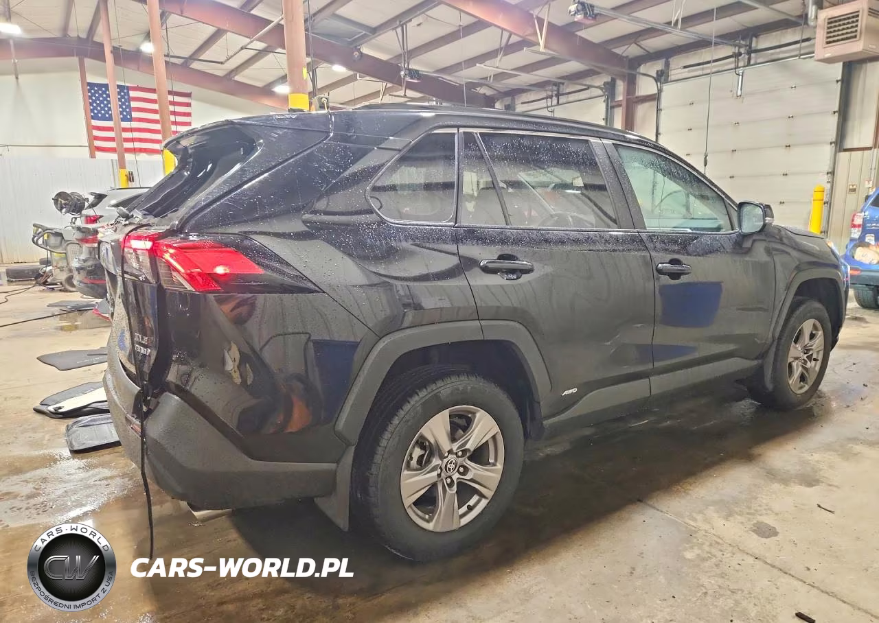 2024 Toyota Rav4 Hybrid Xle VIN:4T3RWRFV1RU163245 - 3