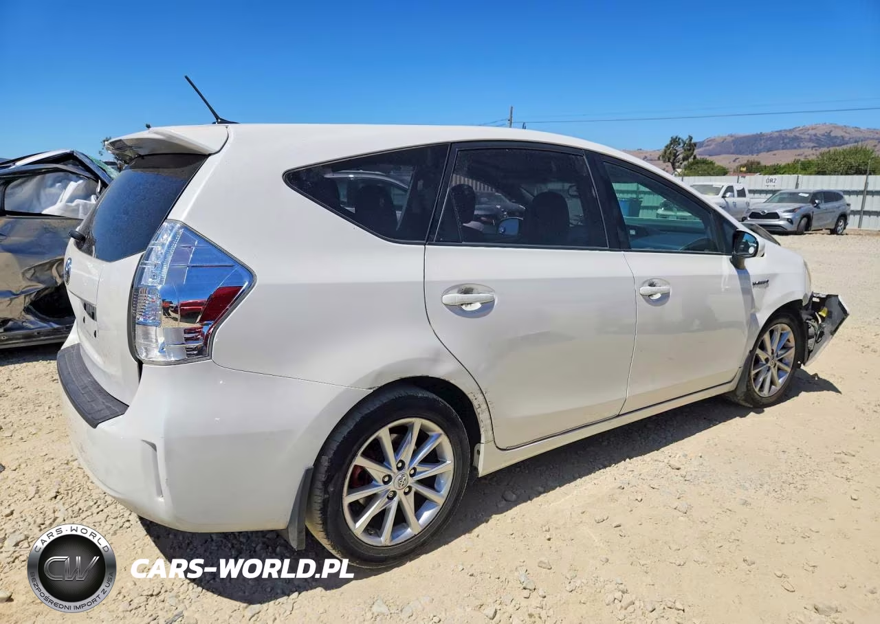 2012 Toyota Prius V Two VIN:JTDZN3EU2C3041920 - 3