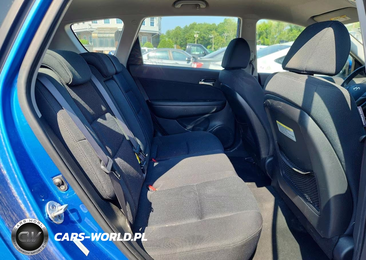 2009 Hyundai Elantra Touring VIN:KMHDC86E79U038143 - 10