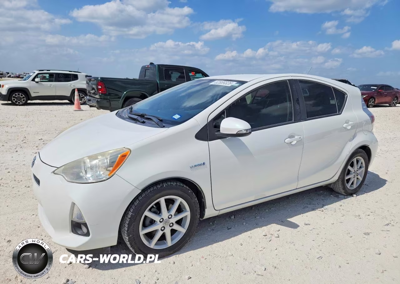 2012 Toyota Prius C Four