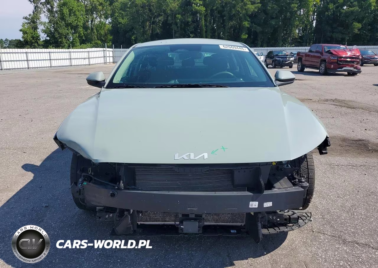 2025 Kia K4 Lxs VIN:3KPFT4DE5SE200364 - 5